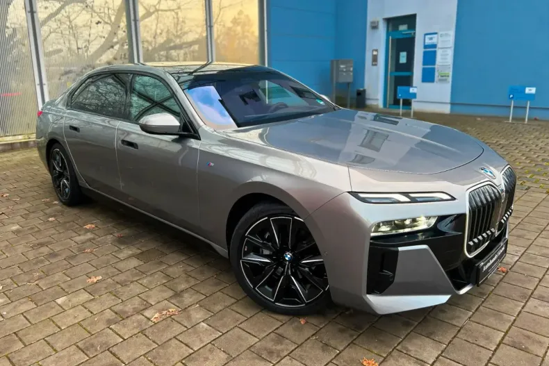 BMW 740 din 2024 cu 24.218 km - oferta BMW152824 - foto 41