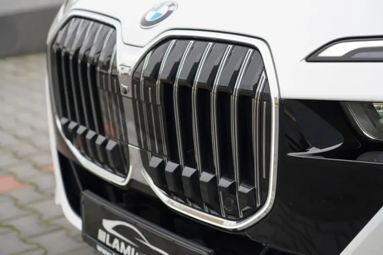 BMW 740 din 2024 cu 26.000 km - oferta BMW152825 - foto 10