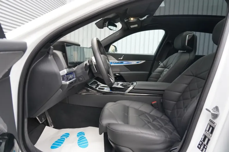 BMW 740 din 2024 cu 26.000 km - oferta BMW152826 - foto 19