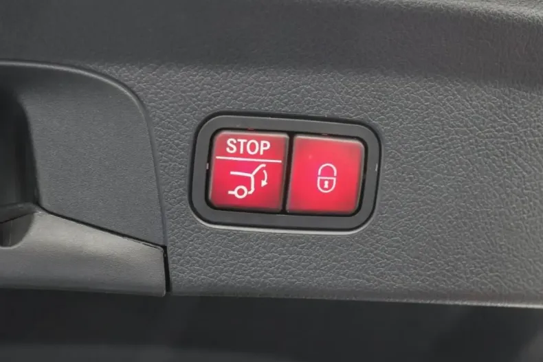 Mercedes-Benz GLE 350 din 2025 cu 16.978 km - oferta MER152829 - foto 19