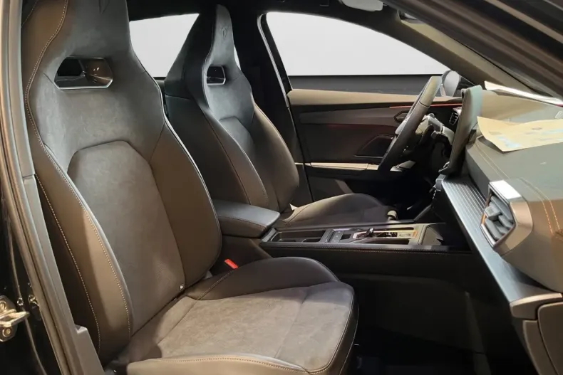 Cupra Formentor din 2025 cu 9.900 km - oferta CUP152855 - foto 5