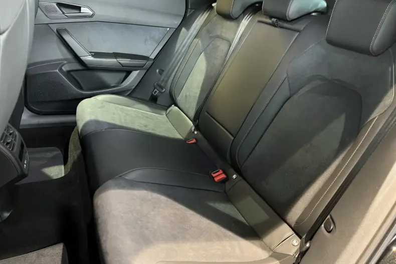 Cupra Formentor din 2025 cu 9.900 km - oferta CUP152855 - foto 12