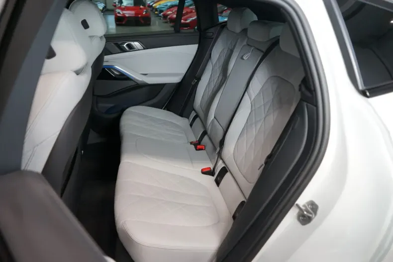 BMW X6 din 2023 cu 42.515 km - oferta BMW152867 - foto 14