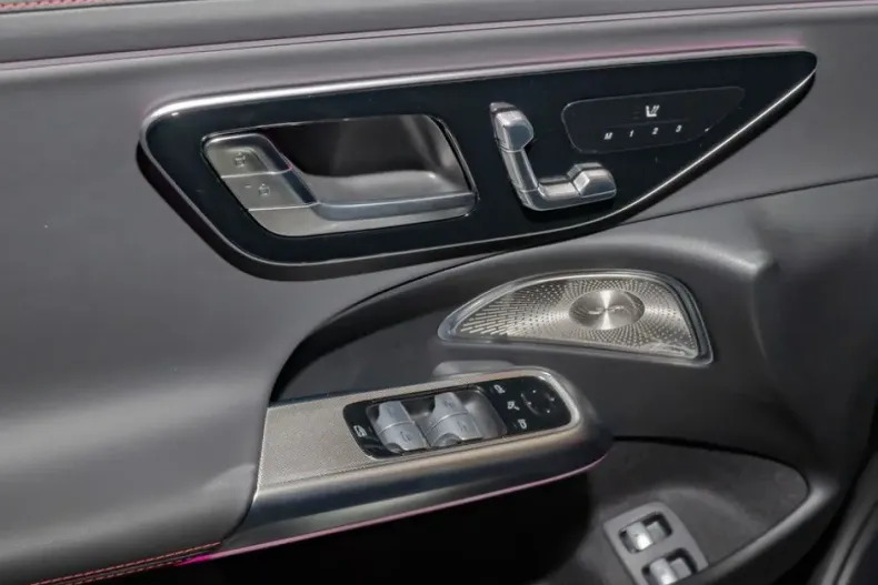 Mercedes-Benz E 53 AMG din 2025 cu 11.914 km - oferta MER152872 - foto 9