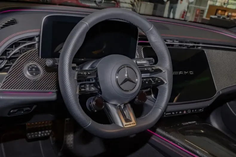 Mercedes-Benz E 53 AMG din 2025 cu 11.914 km - oferta MER152872 - foto 10