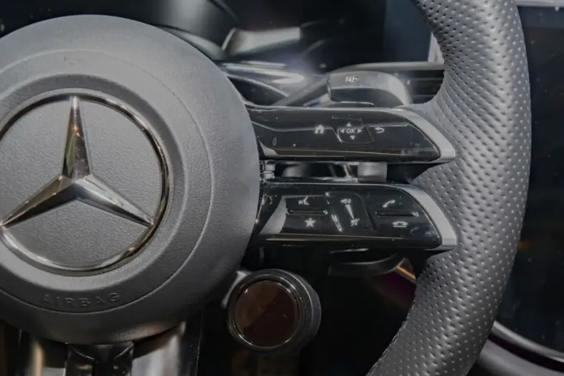 Mercedes-Benz E 53 AMG din 2025 cu 11.914 km - oferta MER152872 - foto 13