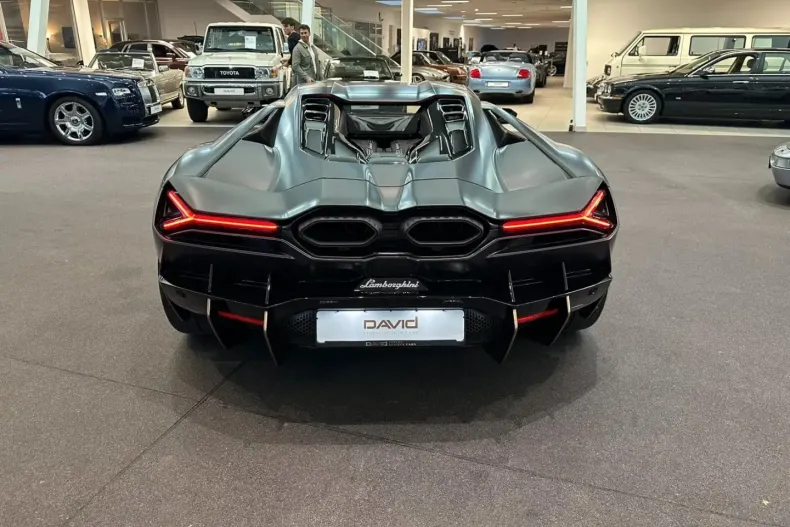 Lamborghini Revuelto din 2024 cu 5.326 km - oferta LAM152883 - foto 3