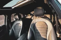 Mercedes-Benz GLC 300 din 2021 cu 95.000 km - oferta MER152890 - foto 2