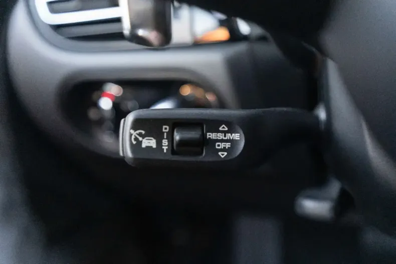 Porsche Macan din 2024 cu 5.218 km - oferta POR152892 - foto 23