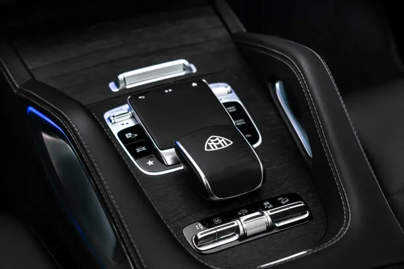 Mercedes-Benz GLS 600 din 2022 cu 18.000 km - oferta MER152893 - foto 11