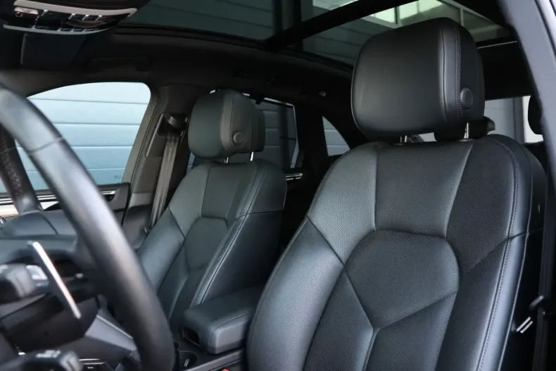 Porsche Macan din 2024 cu 14.619 km - oferta POR152895 - foto 10