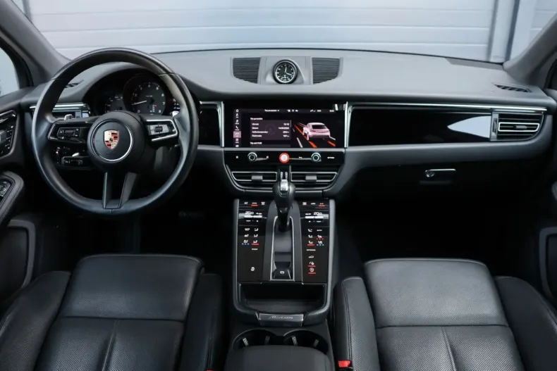 Porsche Macan din 2024 cu 14.619 km - oferta POR152895 - foto 13