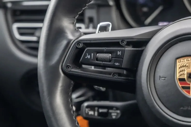 Porsche Macan din 2023 cu 27.588 km - oferta POR152899 - foto 9