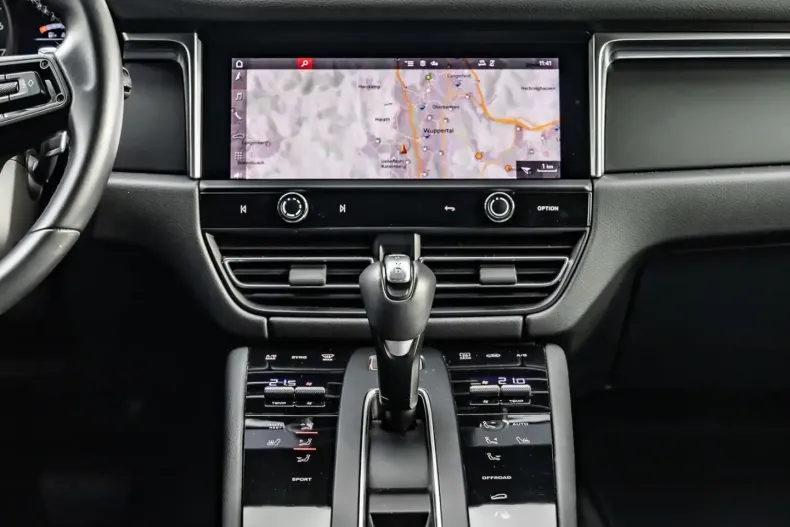 Porsche Macan din 2023 cu 27.588 km - oferta POR152899 - foto 10