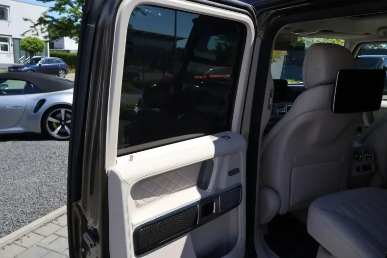 Mercedes-Benz G 63 AMG din 2024 cu 15.000 km - oferta MER152900 - foto 18