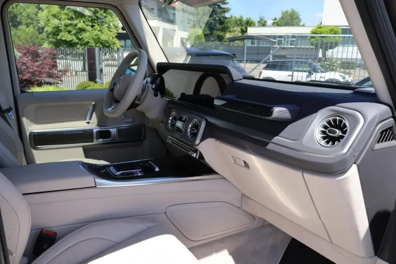 Mercedes-Benz G 63 AMG din 2024 cu 15.000 km - oferta MER152900 - foto 27