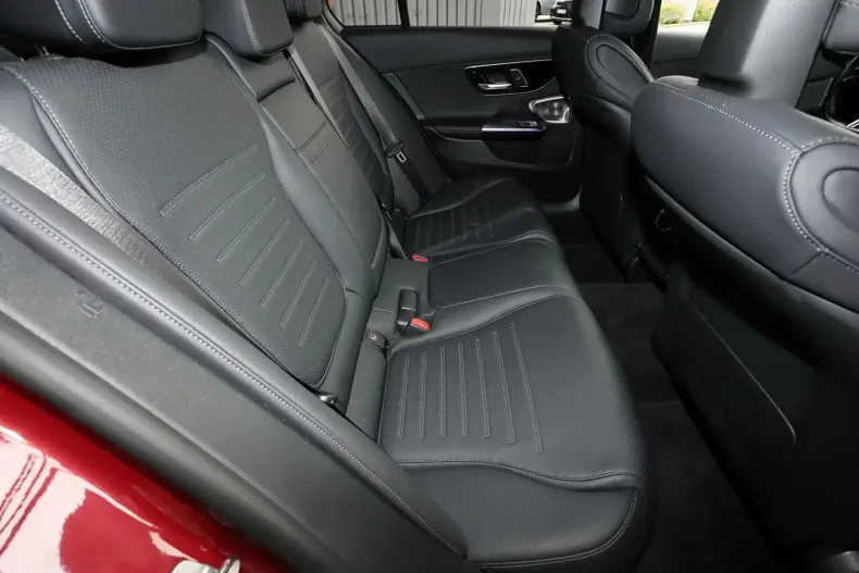 Mercedes-Benz C 200 din 2024 cu 25.600 km - oferta MER152909 - foto 6