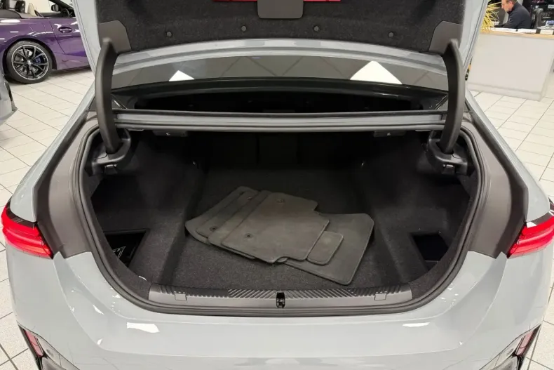 BMW 520 din 2024 cu 22.626 km - oferta BMW152912 - foto 26