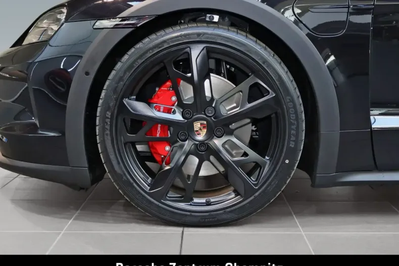 Porsche Taycan din 2025 cu 12.900 km - oferta POR152916 - foto 6