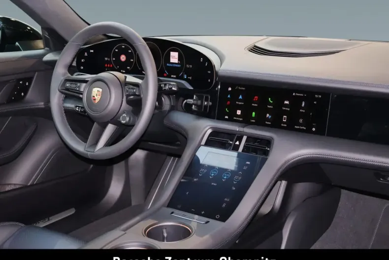 Porsche Taycan din 2025 cu 12.900 km - oferta POR152916 - foto 21