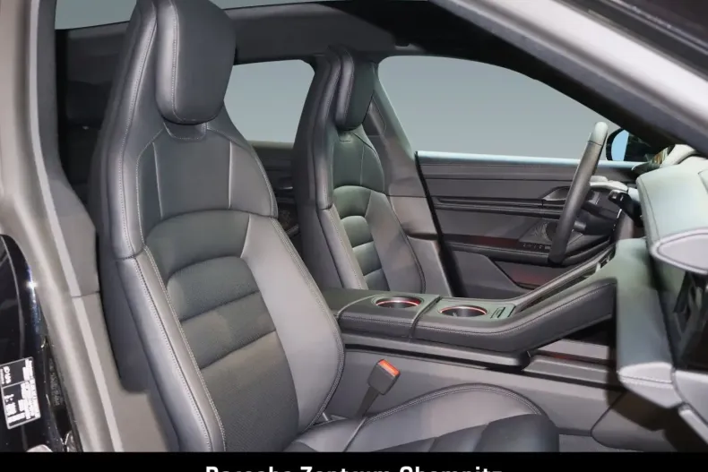 Porsche Taycan din 2025 cu 12.900 km - oferta POR152916 - foto 22