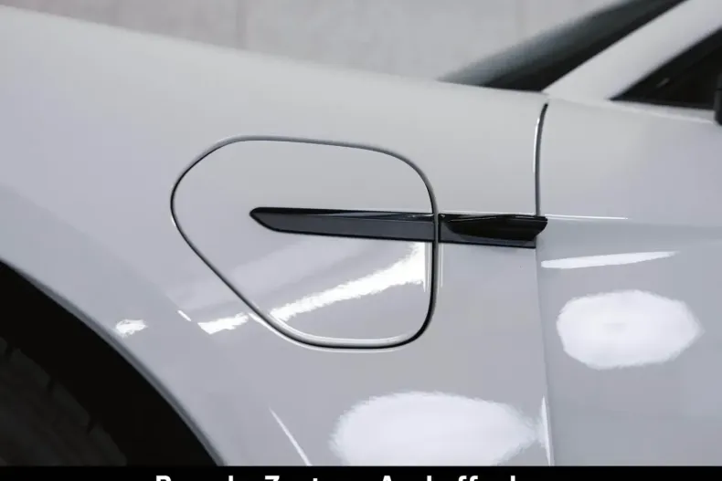 Porsche Taycan din 2024 cu 19.990 km - oferta POR152917 - foto 9