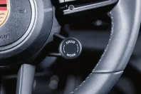 Porsche Taycan din 2024 cu 19.990 km - oferta POR152917 - foto 33