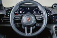 Porsche Taycan din 2024 cu 19.990 km - oferta POR152918 - foto 17