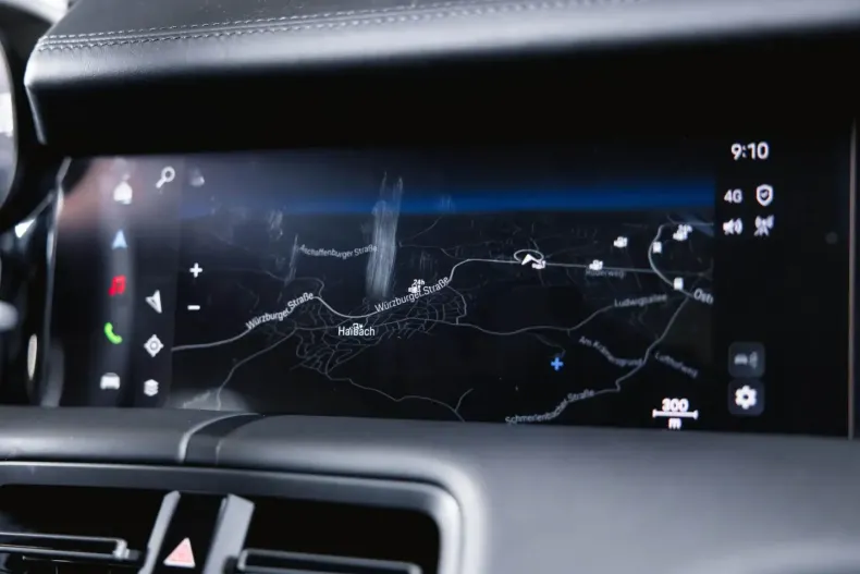 Porsche Taycan din 2024 cu 19.990 km - oferta POR152918 - foto 19