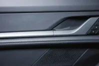 Porsche Taycan din 2024 cu 19.990 km - oferta POR152918 - foto 24