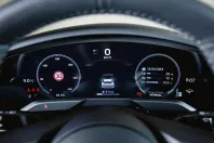 Porsche Taycan din 2024 cu 19.990 km - oferta POR152918 - foto 30