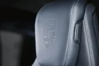 Porsche Taycan din 2024 cu 19.990 km - oferta POR152918 - foto 43