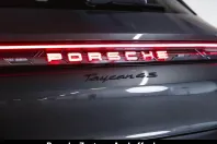 Porsche Taycan din 2024 cu 19.900 km - oferta POR152919 - foto 8