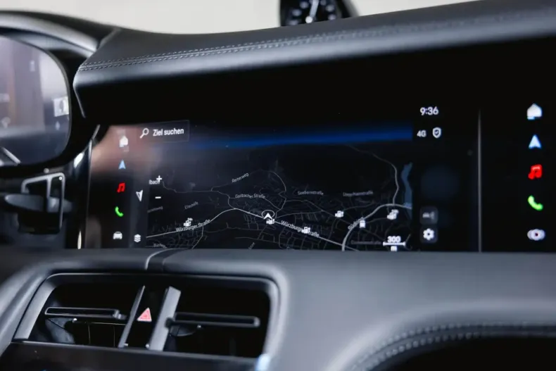 Porsche Taycan din 2024 cu 19.900 km - oferta POR152919 - foto 20