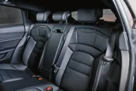 Porsche Taycan din 2024 cu 19.900 km - oferta POR152919 - foto 22