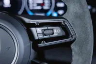 Porsche Taycan din 2024 cu 19.900 km - oferta POR152919 - foto 32