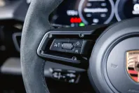 Porsche Taycan din 2024 cu 19.900 km - oferta POR152919 - foto 33