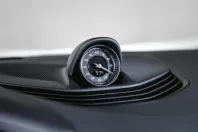 Porsche Taycan din 2024 cu 19.900 km - oferta POR152919 - foto 35