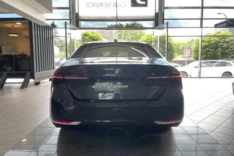 BMW 550 din 2024 cu 12.600 km - oferta BMW152920 - foto 6