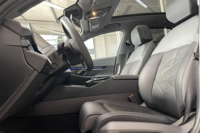 BMW 550 din 2024 cu 12.600 km - oferta BMW152920 - foto 10