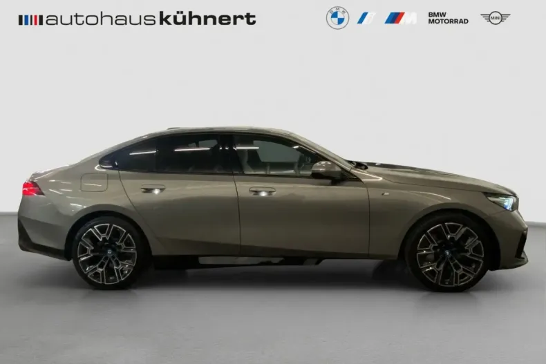 BMW 550 din 2025 cu 23.297 km - oferta BMW152921 - foto 7