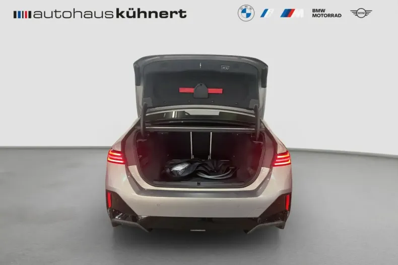 BMW 550 din 2025 cu 23.297 km - oferta BMW152921 - foto 9