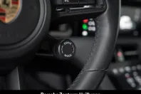 Porsche Taycan din 2024 cu 14.950 km - oferta POR152922 - foto 29