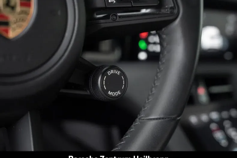 Porsche Taycan din 2024 cu 14.950 km - oferta POR152922 - foto 29