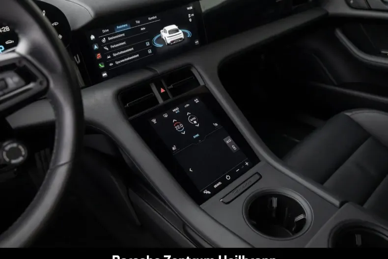 Porsche Taycan din 2024 cu 14.950 km - oferta POR152922 - foto 30