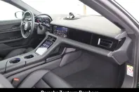 Porsche Taycan din 2024 cu 22.900 km - oferta POR152923 - foto 11