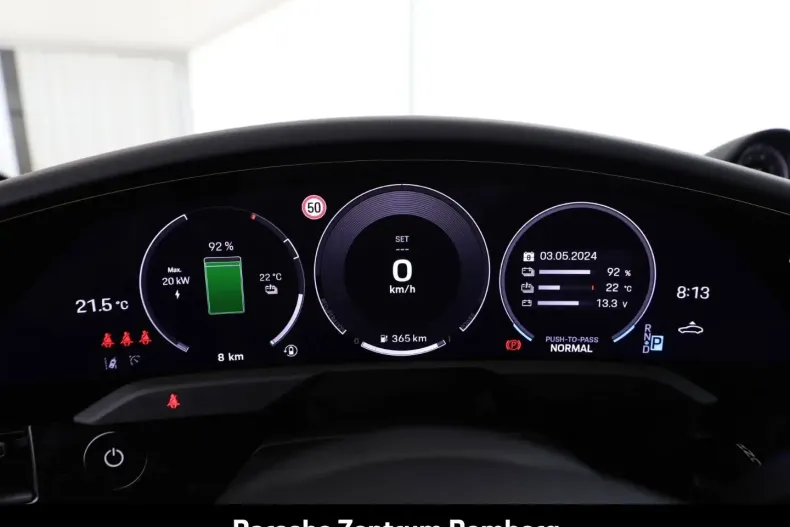 Porsche Taycan din 2024 cu 22.900 km - oferta POR152923 - foto 13