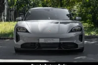 Porsche Taycan din 2024 cu 15.932 km - oferta POR152924 - foto 8