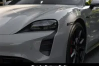 Porsche Taycan din 2024 cu 15.932 km - oferta POR152924 - foto 15