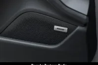 Porsche Taycan din 2024 cu 15.932 km - oferta POR152924 - foto 26